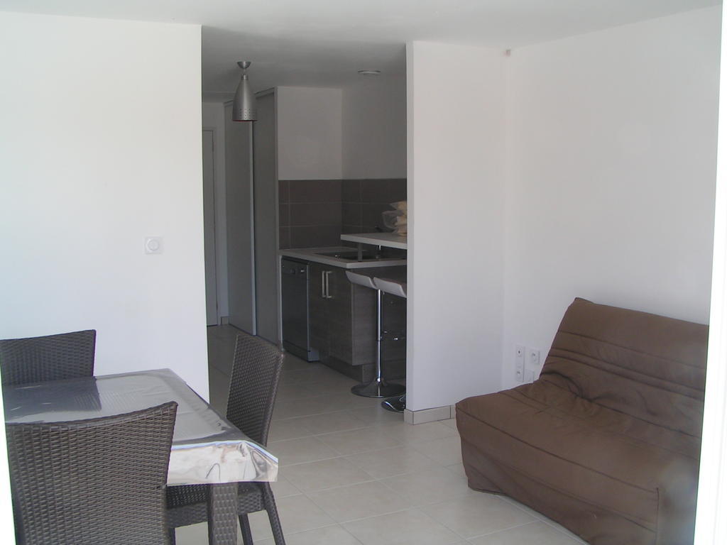 Aux Couleurs D'Ardeche Apartment Vallon-Pont-dʼArc Стая снимка